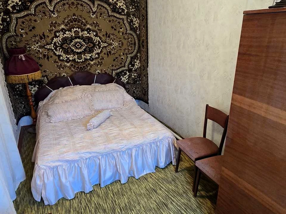 Будинок. Підгородне, Залізнична вул.