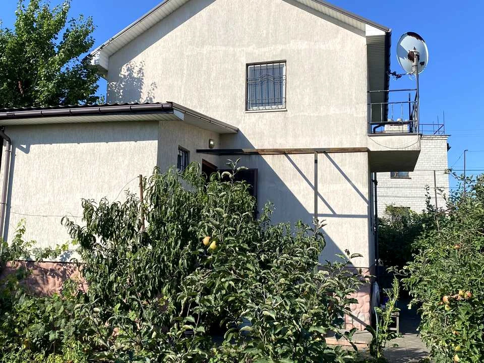 Будинок. Підгородне, Залізнична вул.