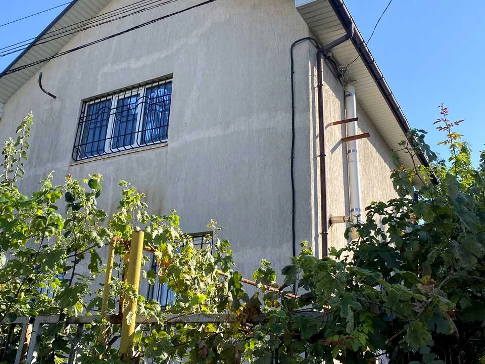 Будинок. Підгородне, Залізнична вул.