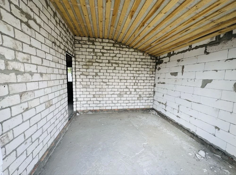 Продам дом  Подгороднее Новострой