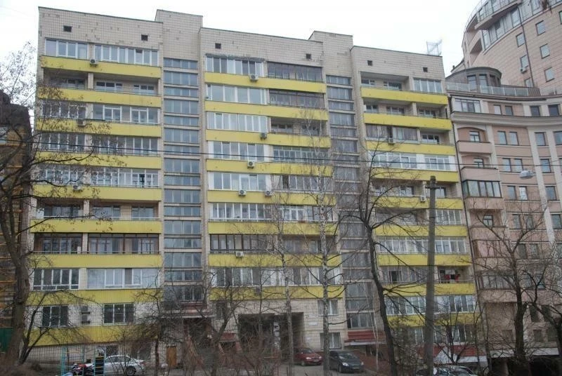1-room apartment for sale 52 m², Lva Tolstoho St., 33