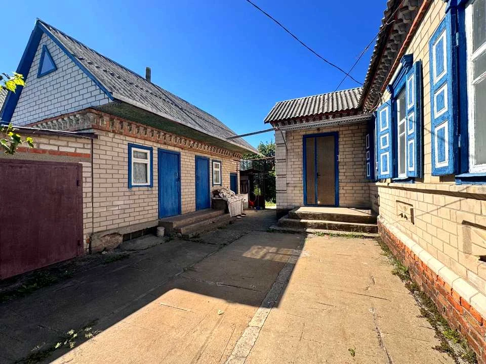Будинок. Підгородне, Каштанова вул. (Ленінградська)