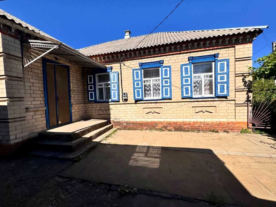 Будинок. Підгородне, Каштанова вул. (Ленінградська)