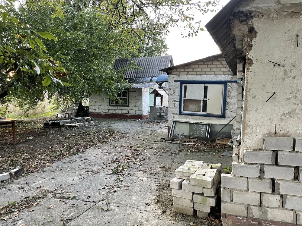 Ділянка 23  сотки з фундаментом 100м2  по вул. Залізнична