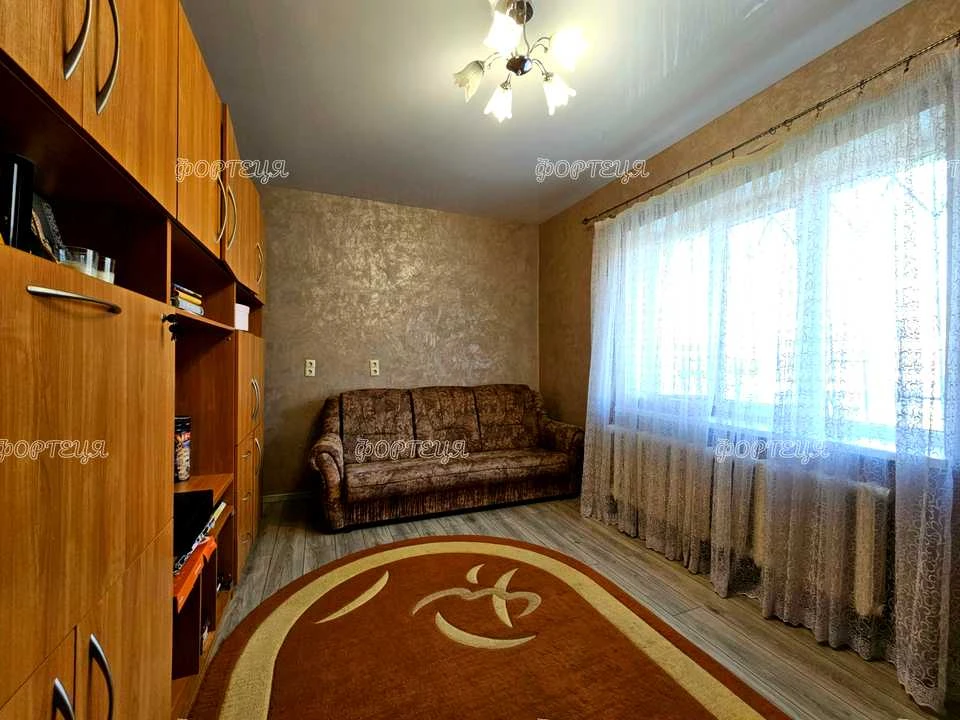 Будинок. Підгородне, Литвишко