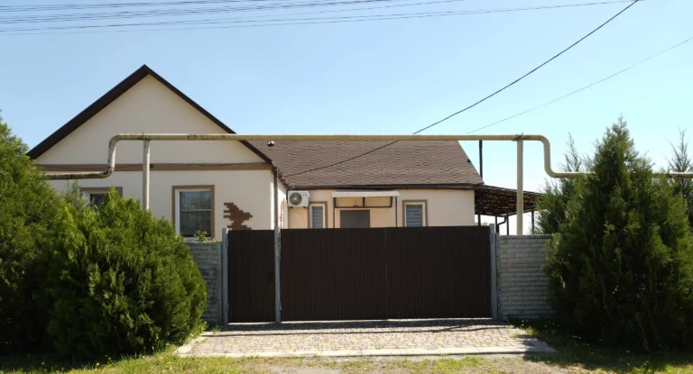 Продам затишний 4-кімнатний будинок із терасою та ділянкою 1