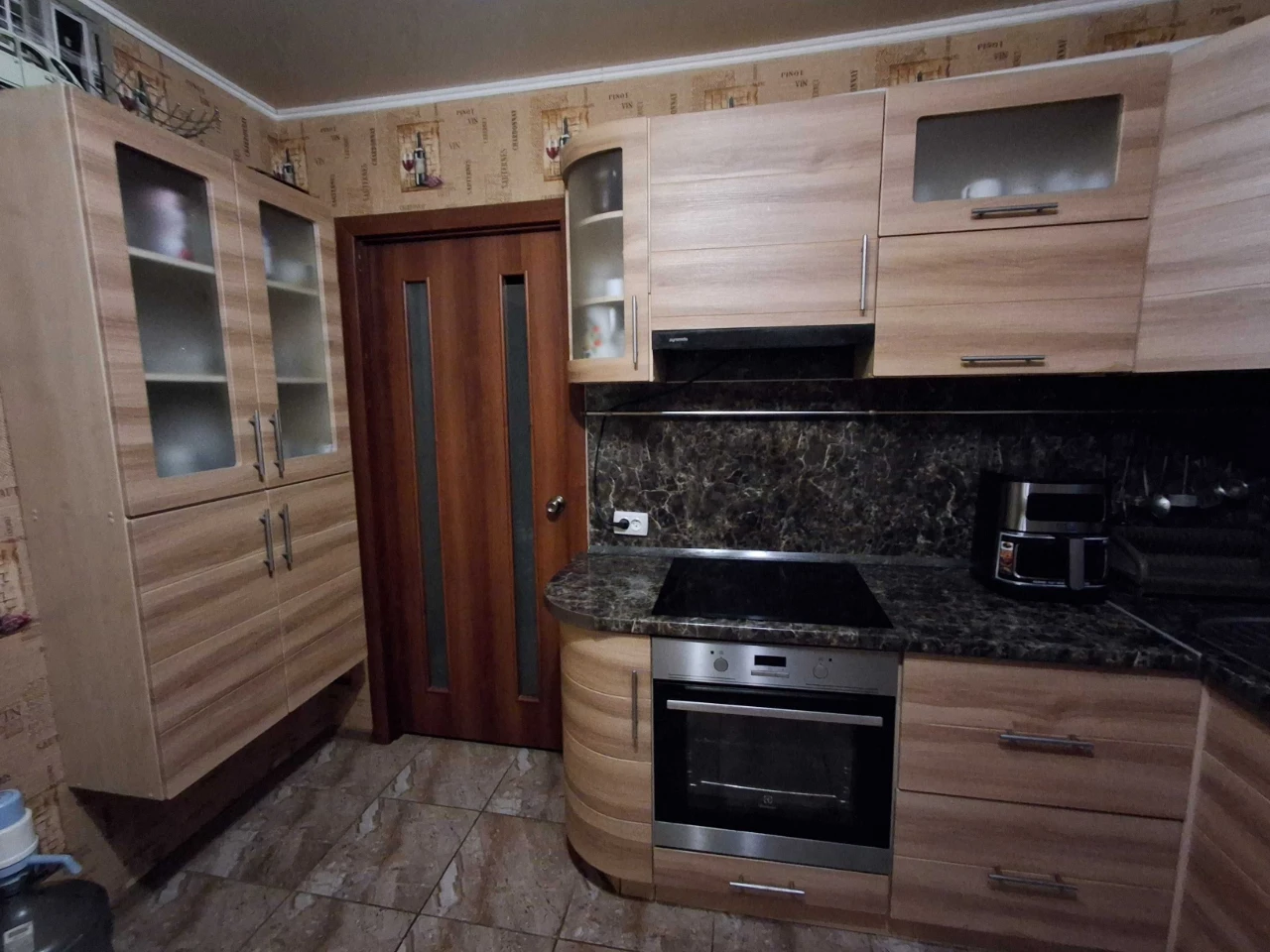 Продам затишний 4-кімнатний будинок із терасою та ділянкою 1
