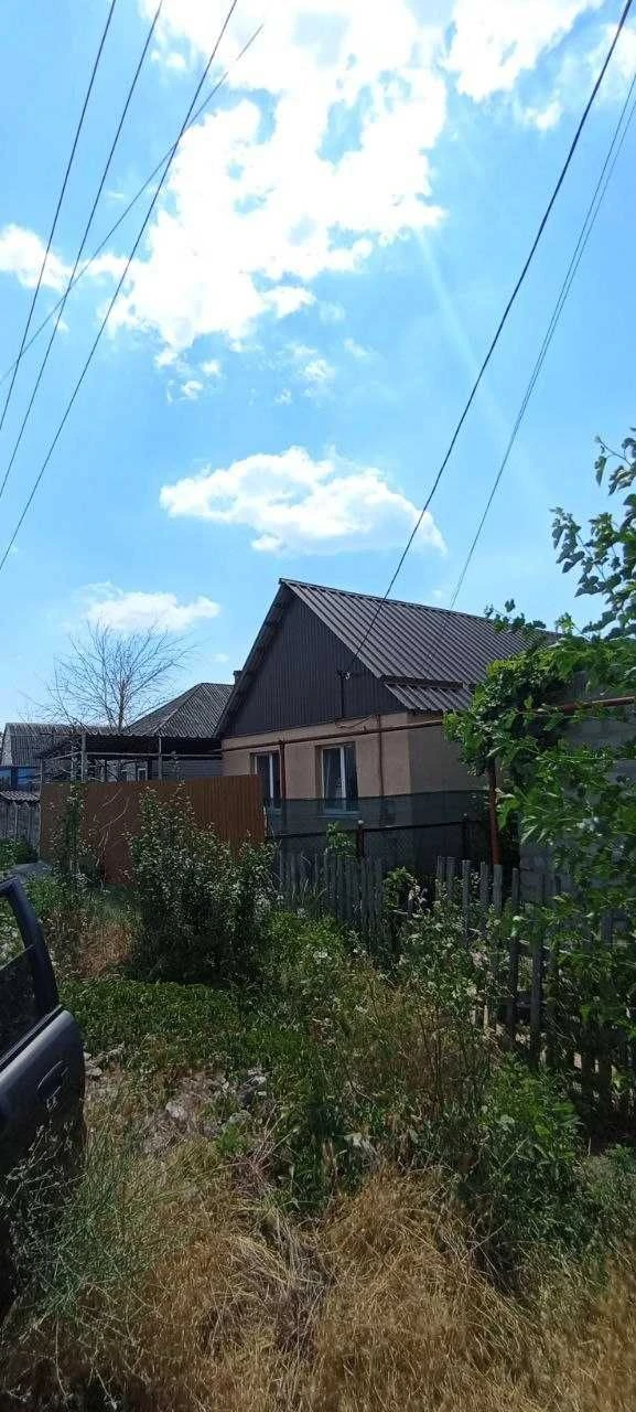 Продам капитальный дом с ремонтом в Подгородном