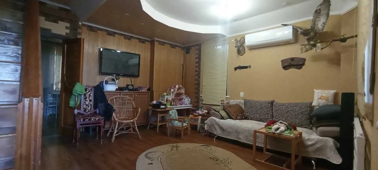 Продам 2-х эт. дом в Подгородном, можно проживание двух семе