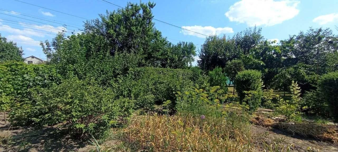 Продам 2-х эт. дом в Подгородном, можно проживание двух семе