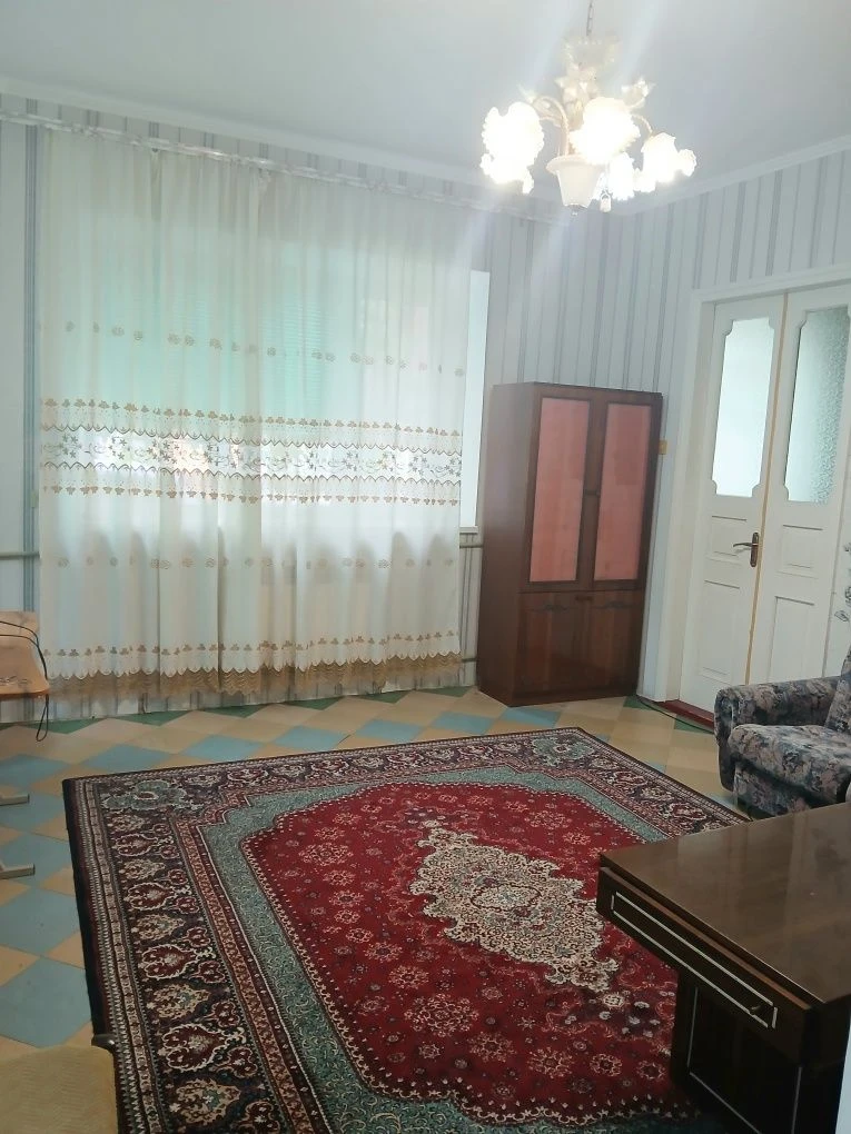 Продам будинок м.Підгороднє вулиця Миру.