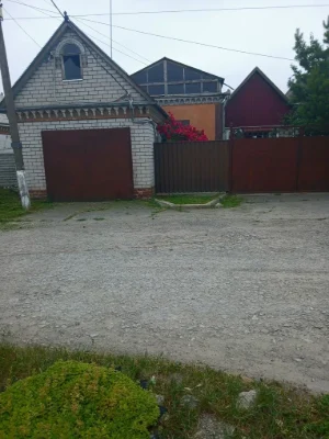 Продам будинок м.Підгороднє вулиця Миру.