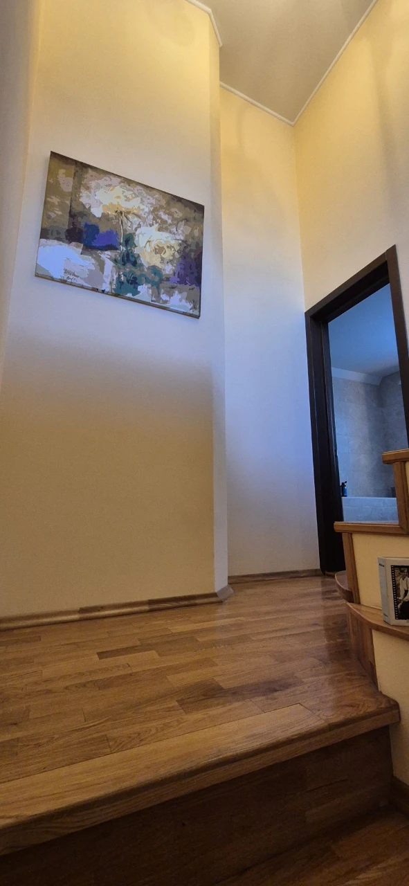 Продається будинок  м. Підгородне