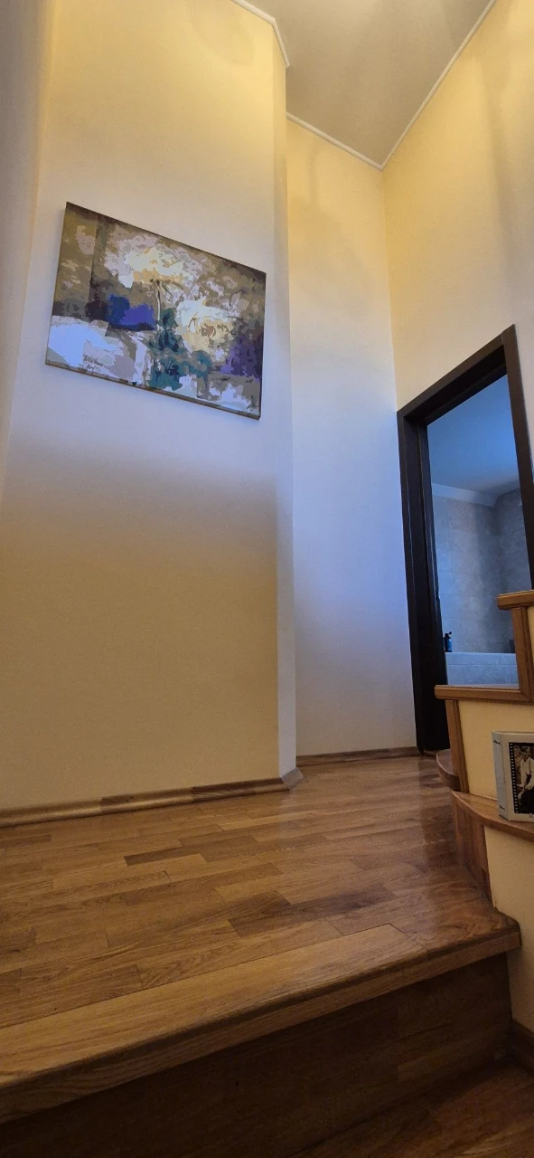 Продається будинок  м. Підгородне
