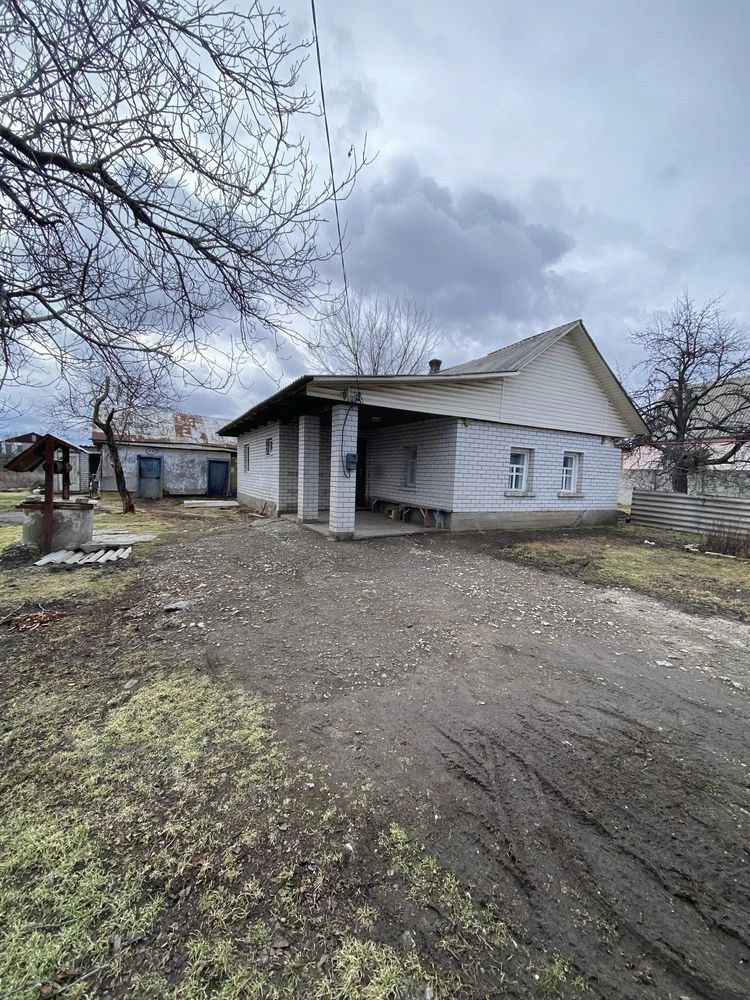 Продам будинок в м. Підгороднє