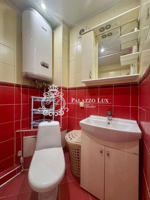 Selling a 2-room apartment (2 separate rooms) in Levada, Gagarin, Tavria
