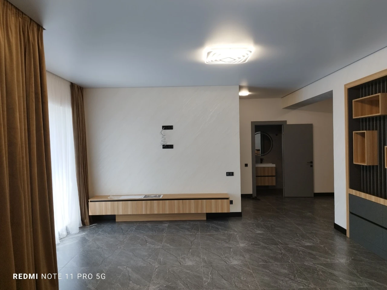 Продам современный дом  в закрытом коттеджном  поселке Антей