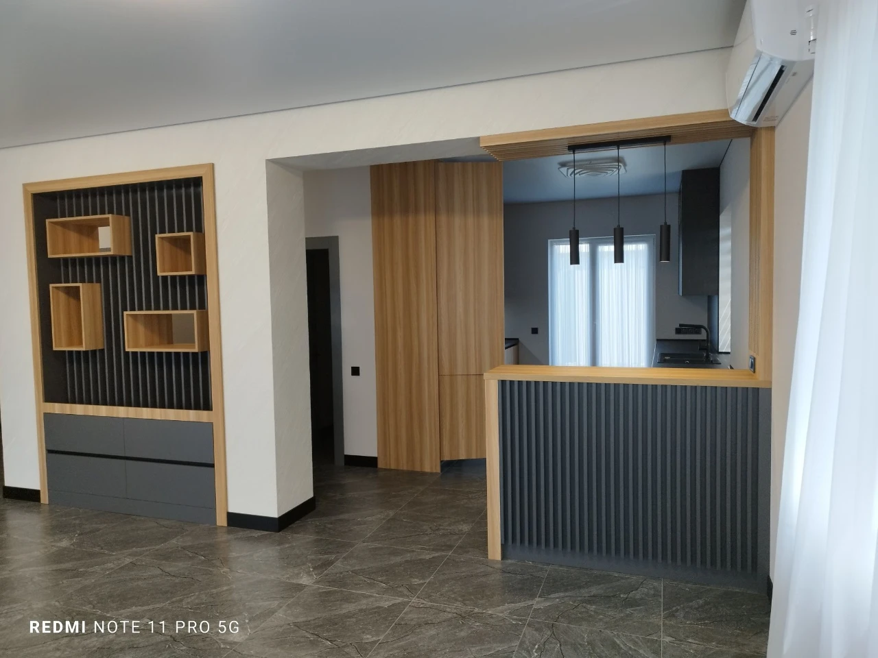 Продам современный дом  в закрытом коттеджном  поселке Антей