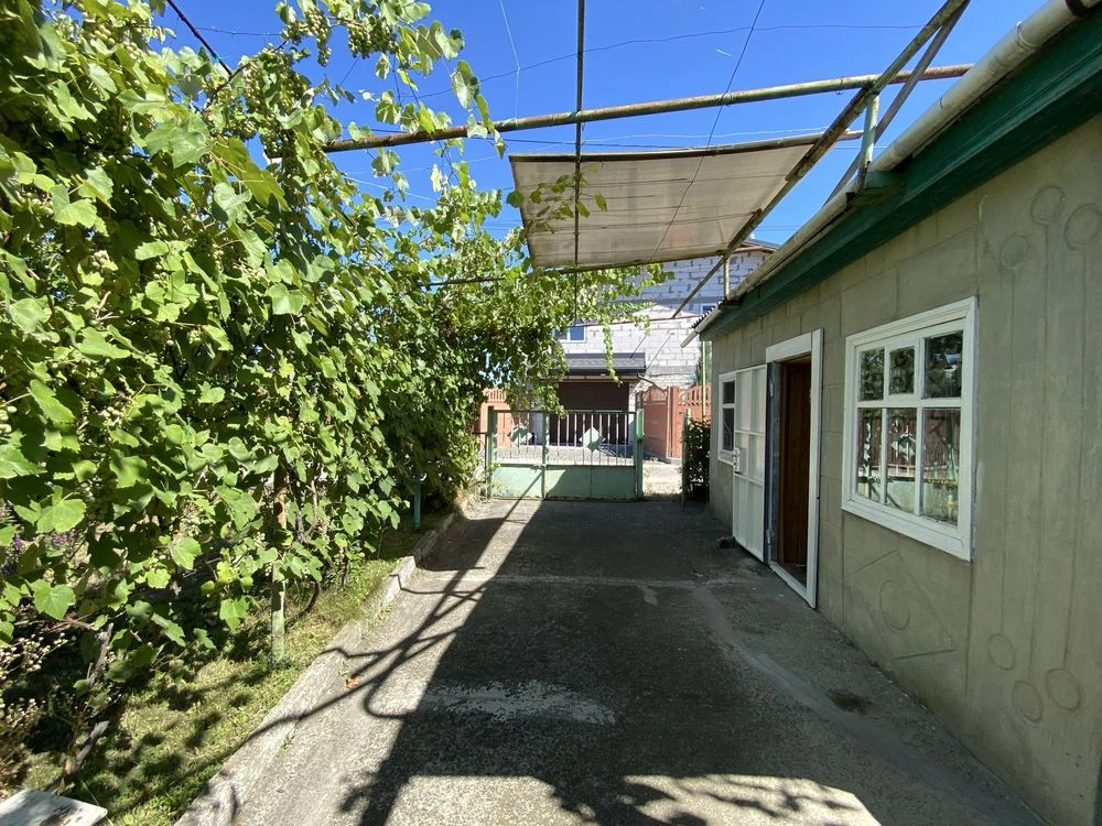 Продам дом -дачу в г Подгородное/Ермолаевка на берегу р Киль