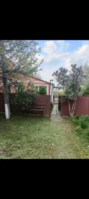 Продам будинок 80 м², 15 соток городу, Перещепино — $35000