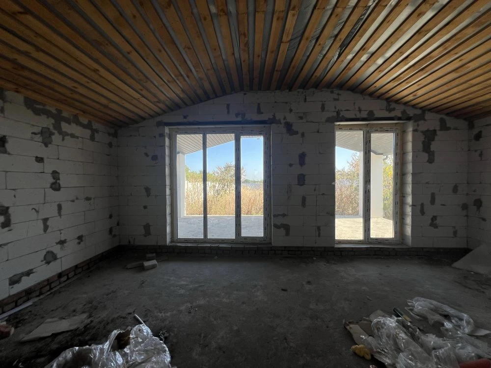 Продам дом Подгородное Новострой