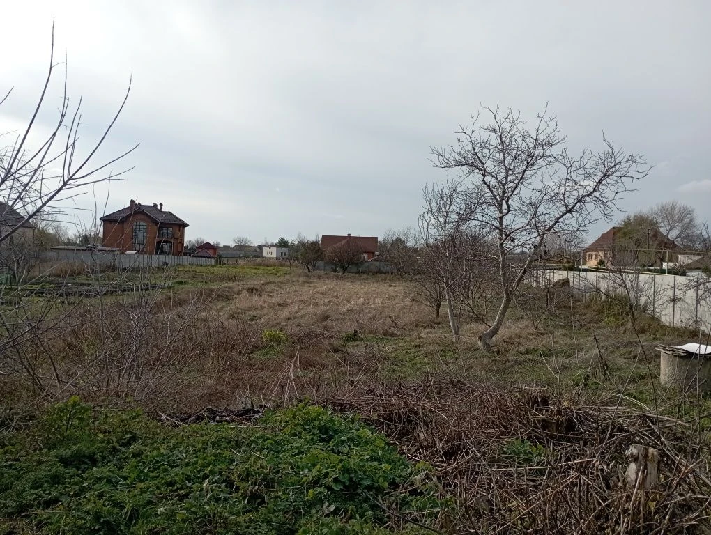 Продам ветхий дом с большим участком в Подгородном, 37соток