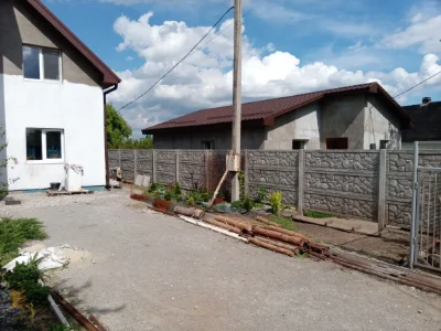Продам 2-х этажный дом