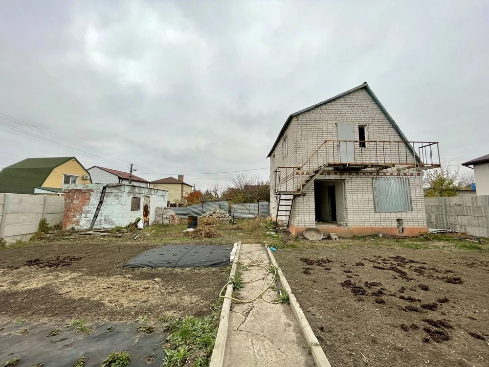 Продам садовий будинок