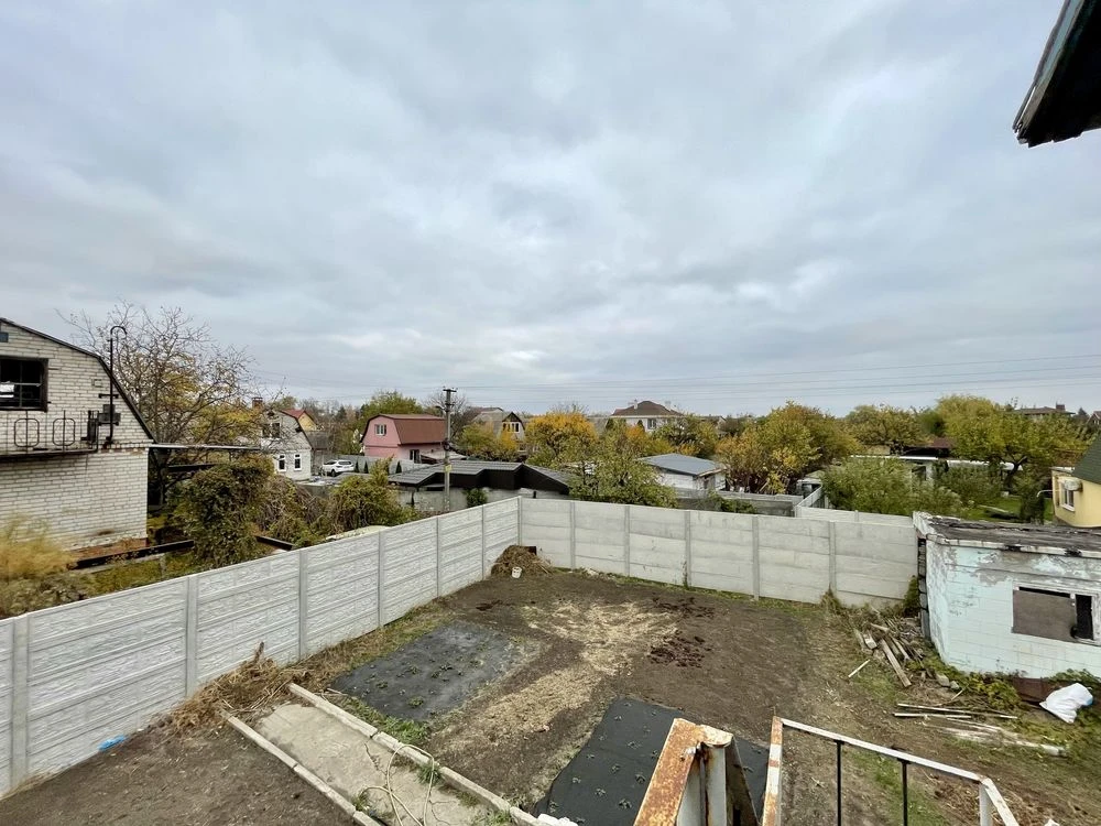 Продам садовий будинок