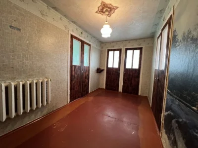 Ексклюзив. Продам добротний 2х поверховий будинок в місті Уз
