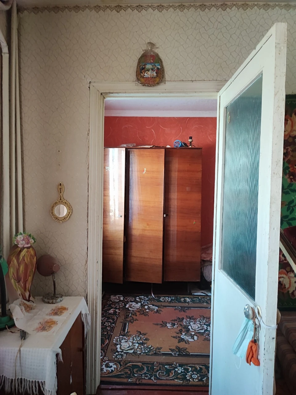 Продаж просторого двоповерхового цегляного будинку в місті У