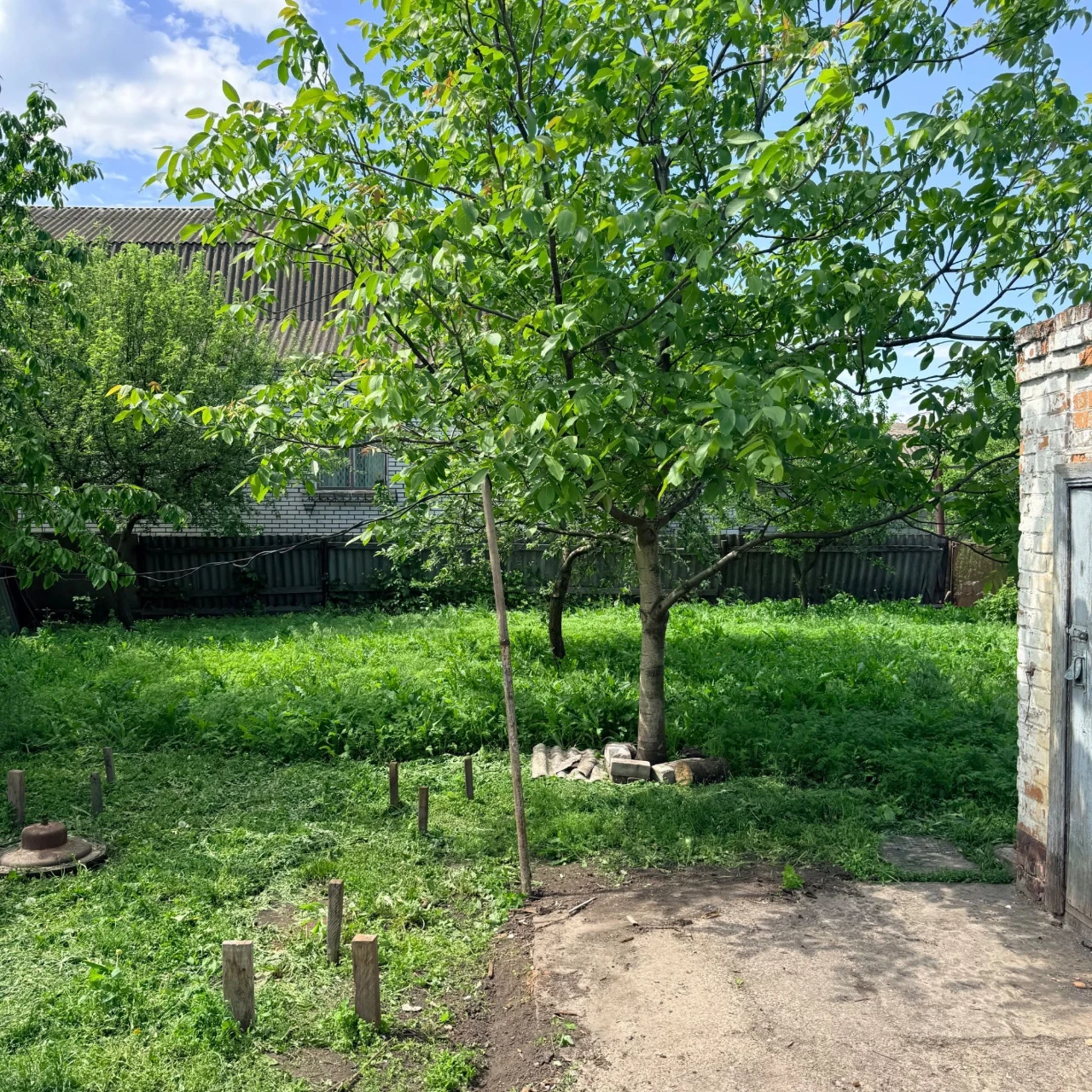 Продаж приватного будинку в м. Узин, власник