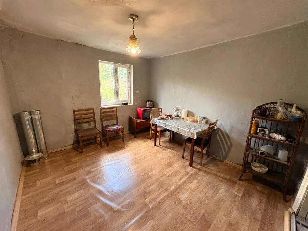 Будинок 100 м² + 20 соток у центрі Ржищева | Газ | Євровікна