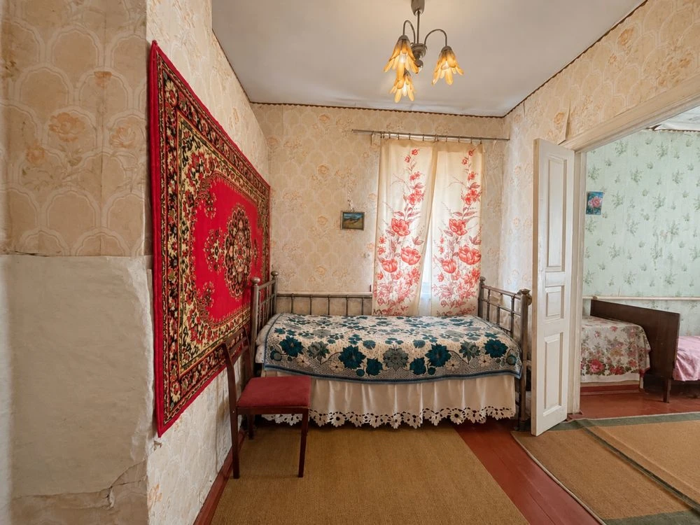 Продається цегляний будинок у Ржищеві біля Дніпра.