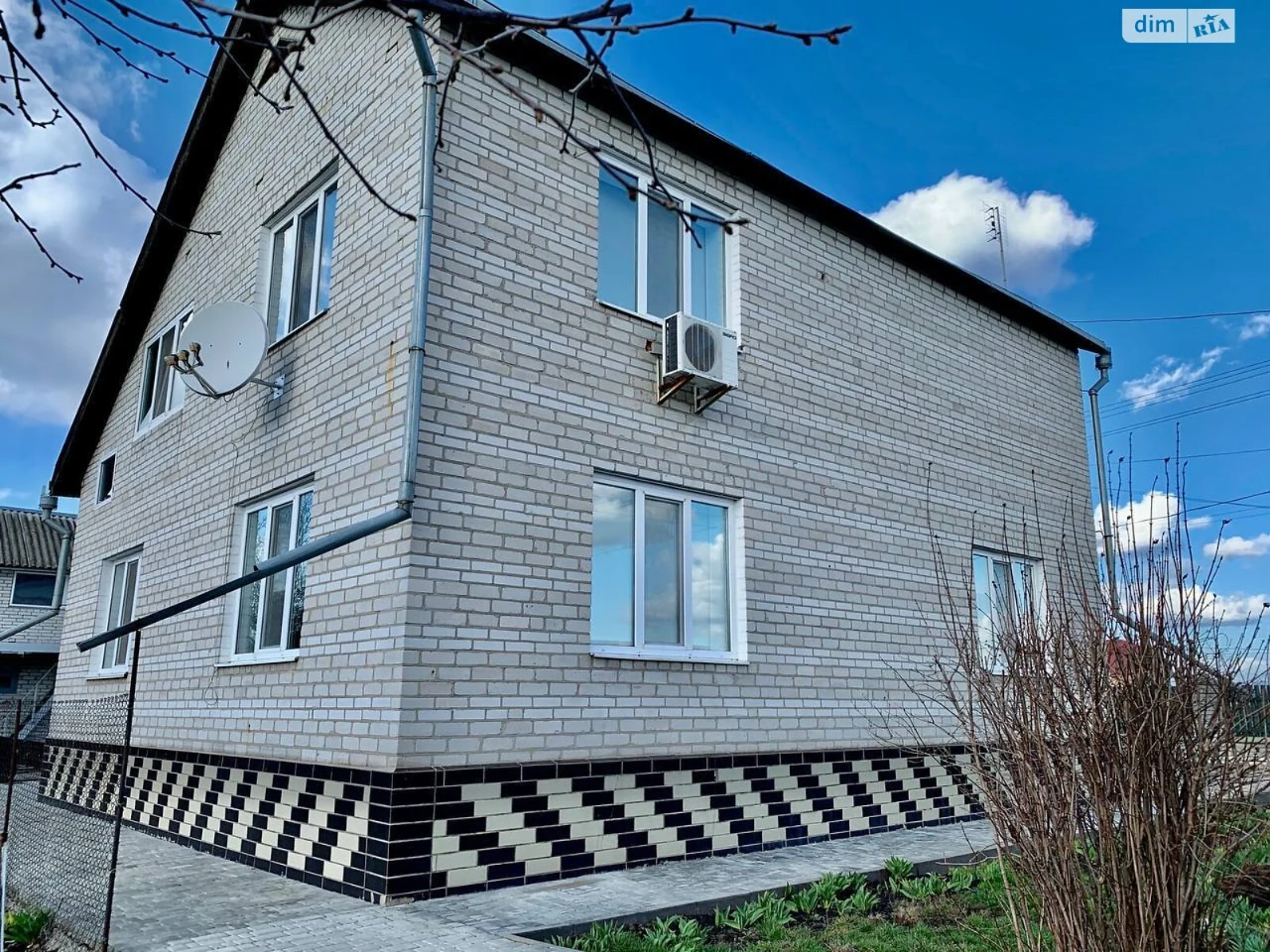 Продаж Дім
