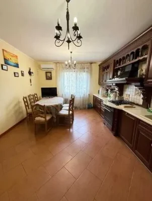 Без комісії,Продаю будинок в с.Ржищев, 30 соток,біля Дніпра