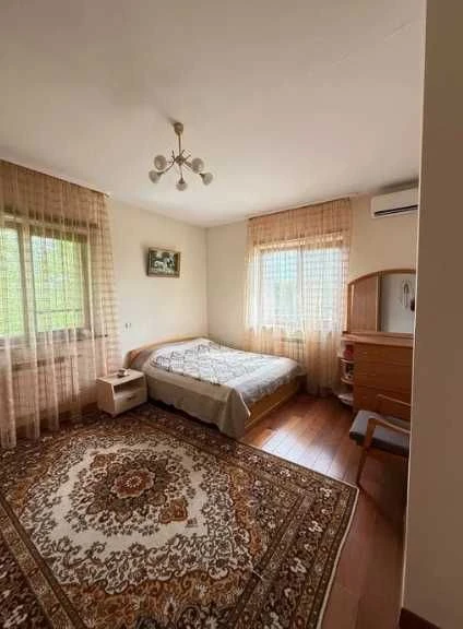 Без комісії,Продаю будинок в с.Ржищев, 30 соток,біля Дніпра