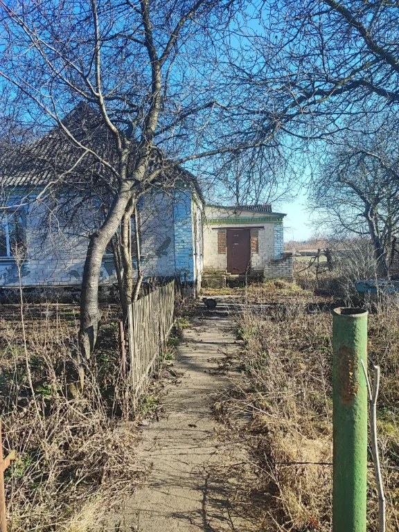 Продам будинок в місті Узин.