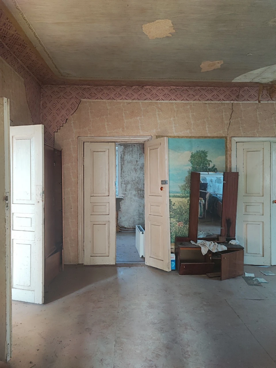 Продам будинок в місті Узин.