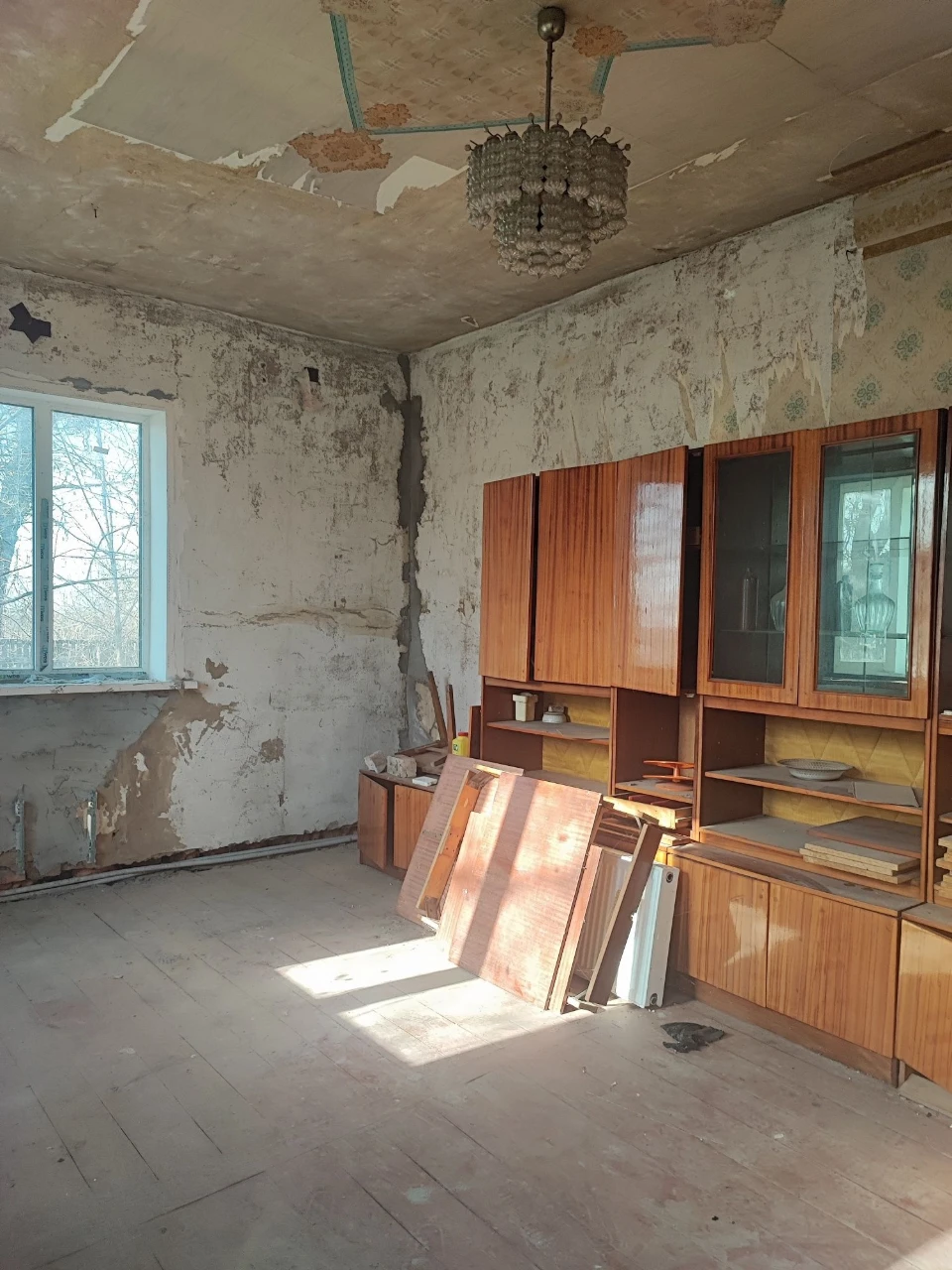 Продам будинок в місті Узин.