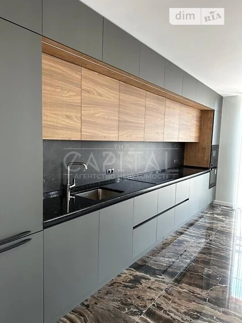 Sale of 3-room apartment 84 sq. m on Dniprovska embankment 18 • ID