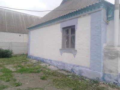 Продам частину будинку в місті Узин.