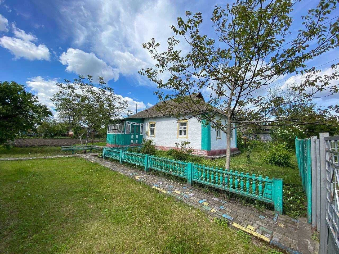 Продаж Земельної ділянки та будинку. (30 000 $)