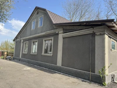 Продам кирпичный дом 160 кв.м под чистовую отделку с участко