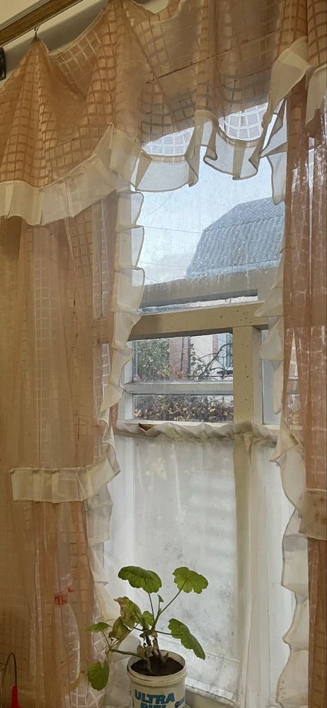 Продаємо будинок у м. Ржищів 70 м.кв.  Ділянка 16 сот. Одноп