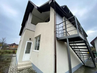 Будинок. Боярка, Лінія