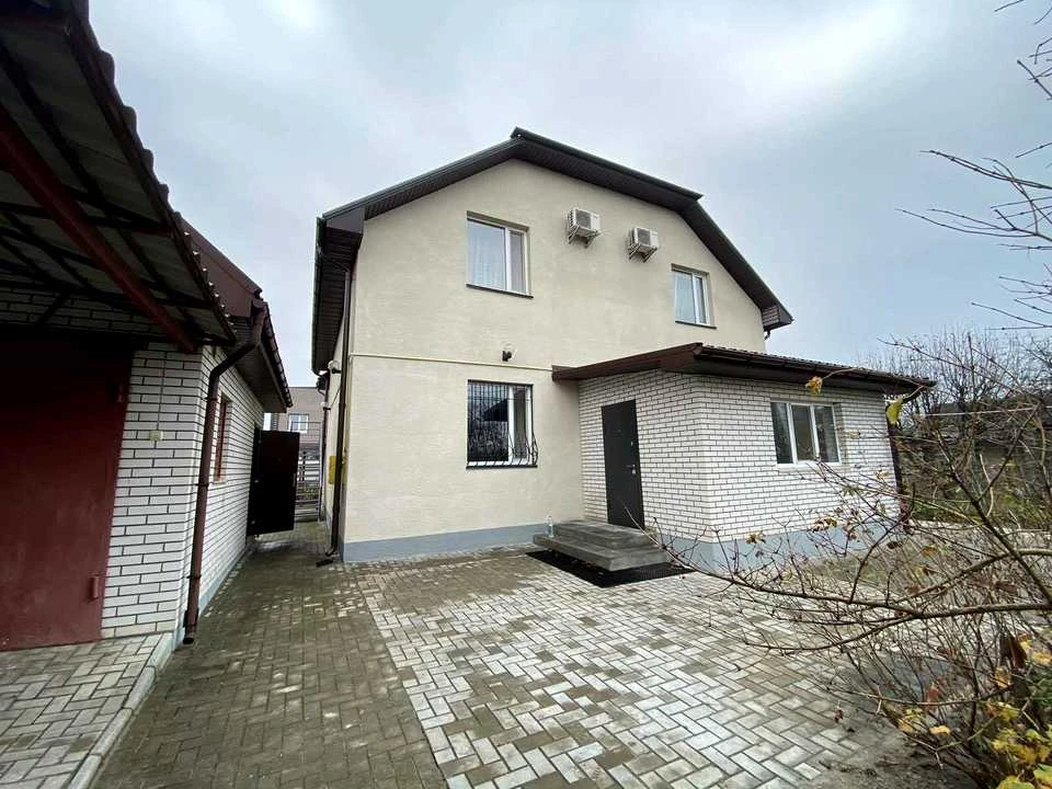 Будинок. Боярка, Лінія