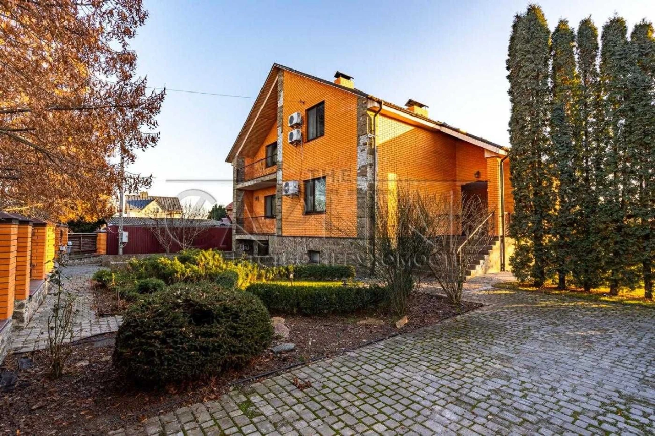 Продаж будинку з ремонтом 360 м²/ 20 соток/ Басейн/ Газ/ Тар