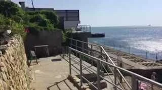 Дача Ковалевского Продам дом-дачу первая линия моря Л.