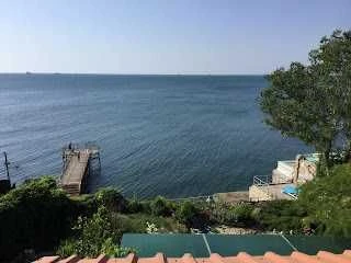 Дача Ковалевского Продам дом-дачу первая линия моря Л.